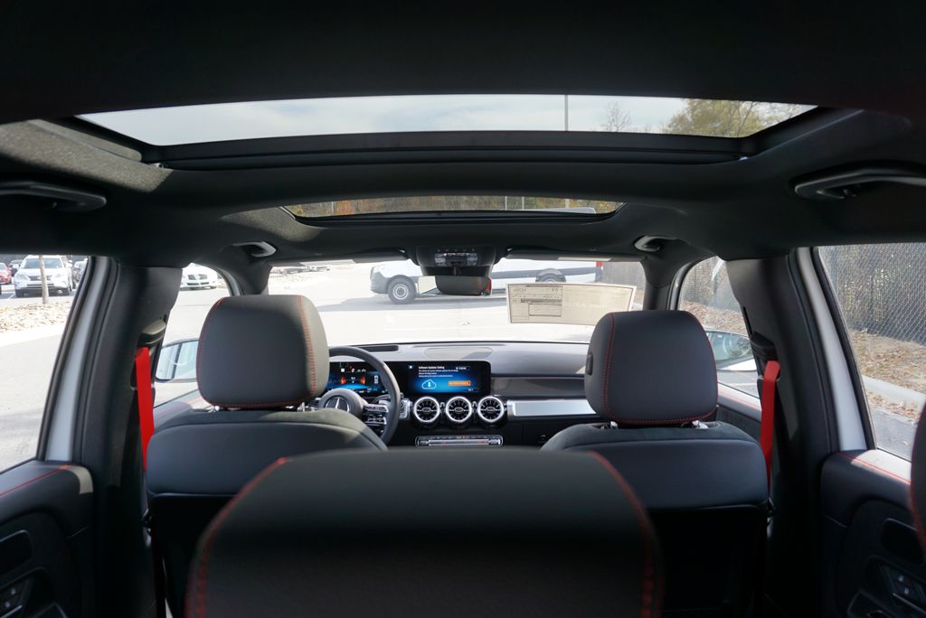 Thumbnail: 2026 Mercedes-Benz GLB - 19