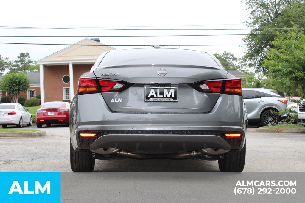 Used 2025 Gray Nissan 2.5 SV image 7