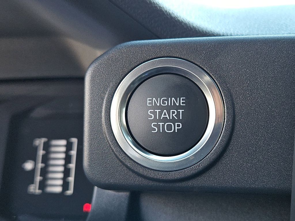 Thumbnail: 2025 Toyota 4Runner - 18