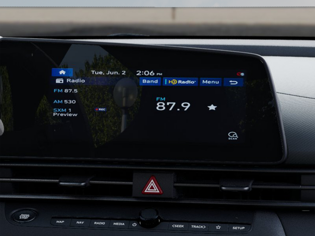 Thumbnail: 2025 Hyundai Elantra - 15