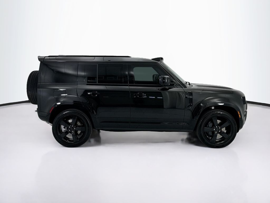 Thumbnail: 2026 Land Rover Defender - 4