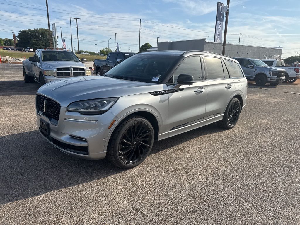 2023 Silver Radiance Metallic Clearcoat Lincoln Aviator Reserve RWD SUV