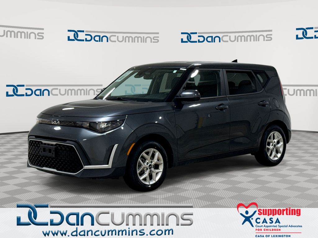 Gravity Gray 2024 Kia Soul SUV / Crossover Front-Wheel Drive Continuously Variable Transmission