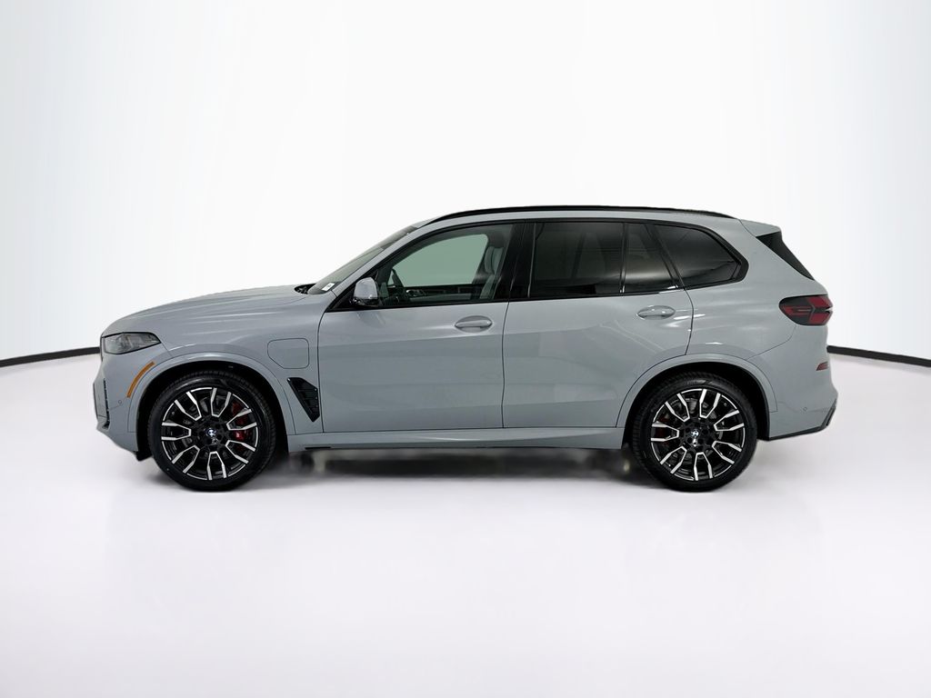 Thumbnail: 2026 BMW X5 - 8