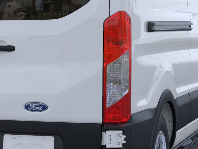 New 2026 Oxford White Ford Cargo Van image 21