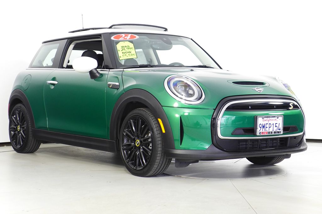 2024 MINI Cooper SE 4