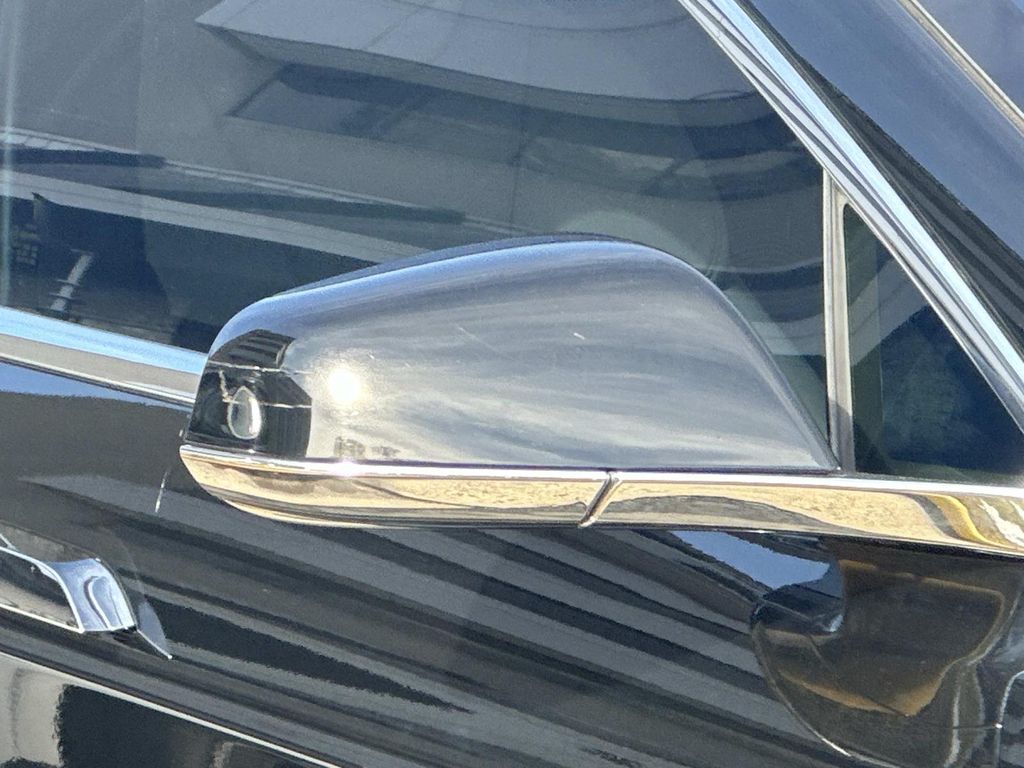 Thumbnail: 2020 Tesla Model S - 6