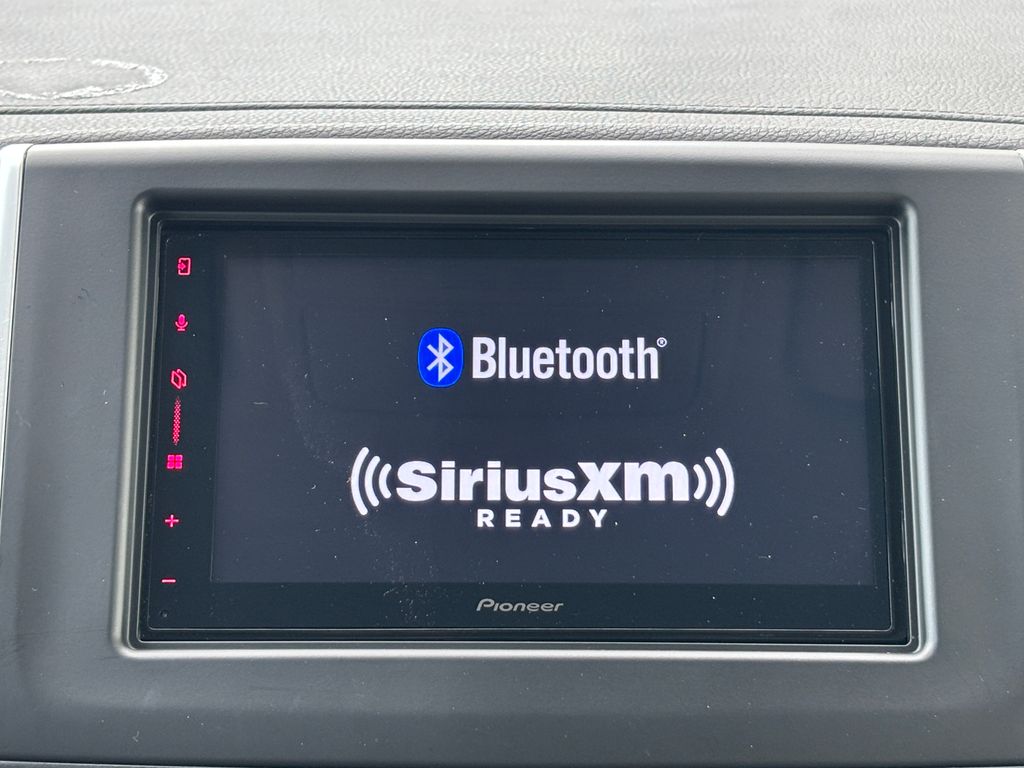 Thumbnail: 2019 Honda Pilot - 14