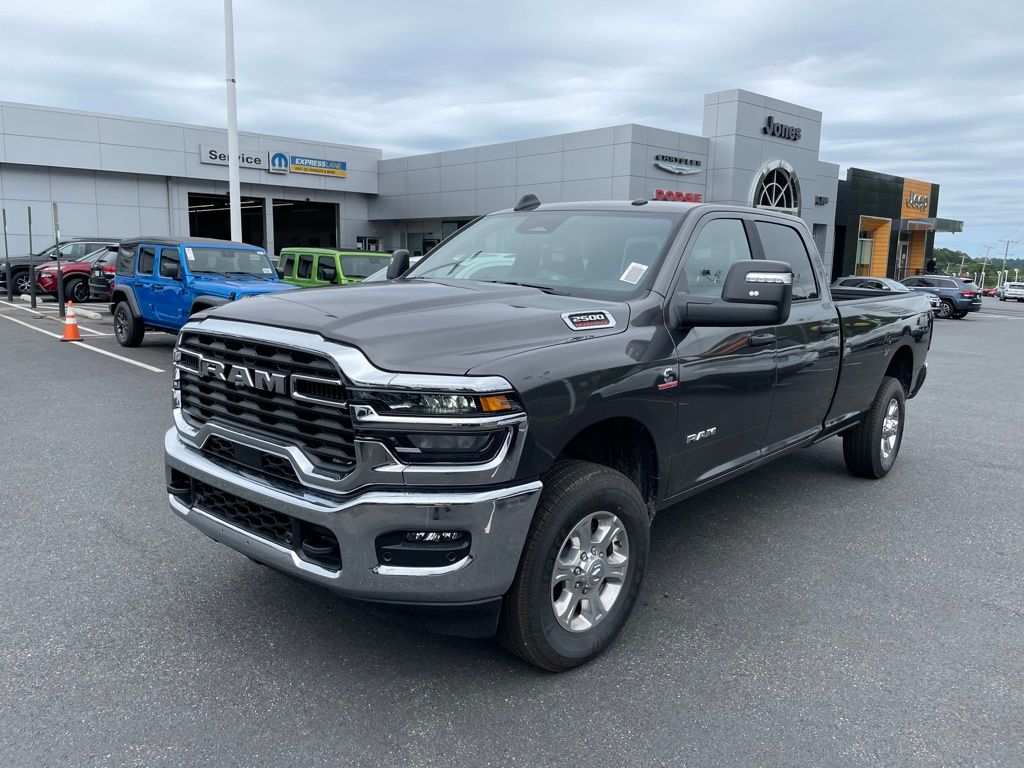 2025 RAM 2500 Big Horn Crew Cab LB 4WD
