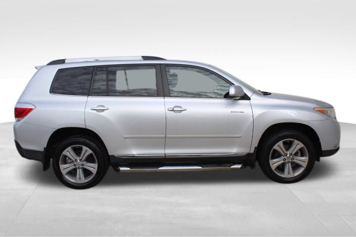 Used Car 2012 Toyota Highlander  Limited For Sale Under $10,000 In Georgetown, Texas