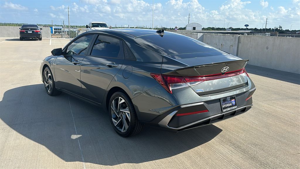 2025 Hyundai Elantra SEL Sport Gray at Classic Elite Chevrolet Sugar Land