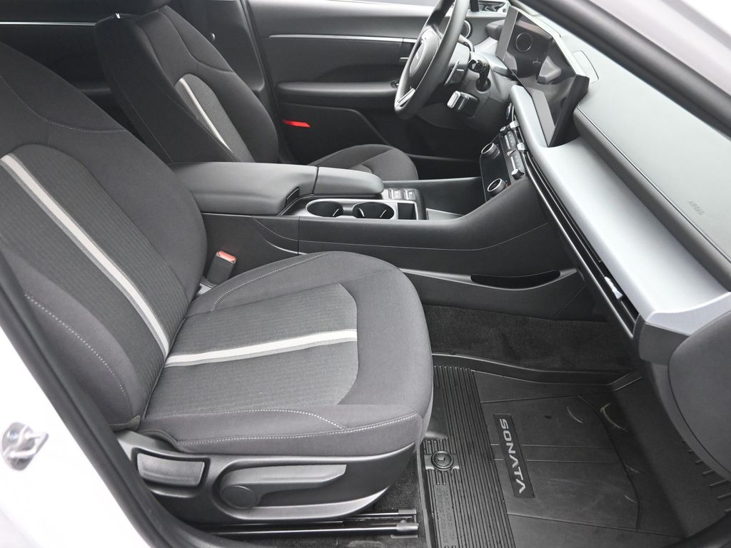Certified Used 2024 White Hyundai SEL image 7