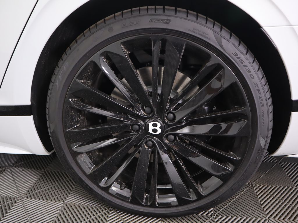 Thumbnail: 2025 Bentley Flying Spur - 32