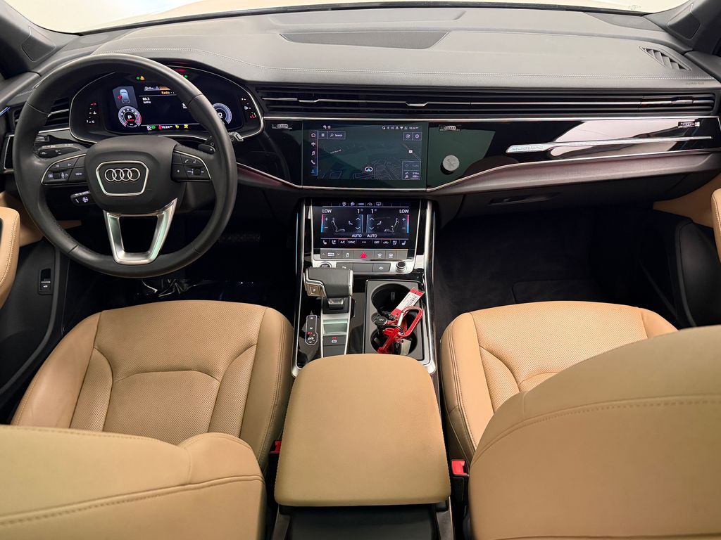 Thumbnail: 2023 Audi Q7 - 23