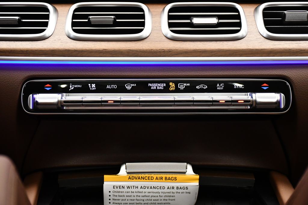 Thumbnail: 2026 Mercedes-Benz GLE - 29