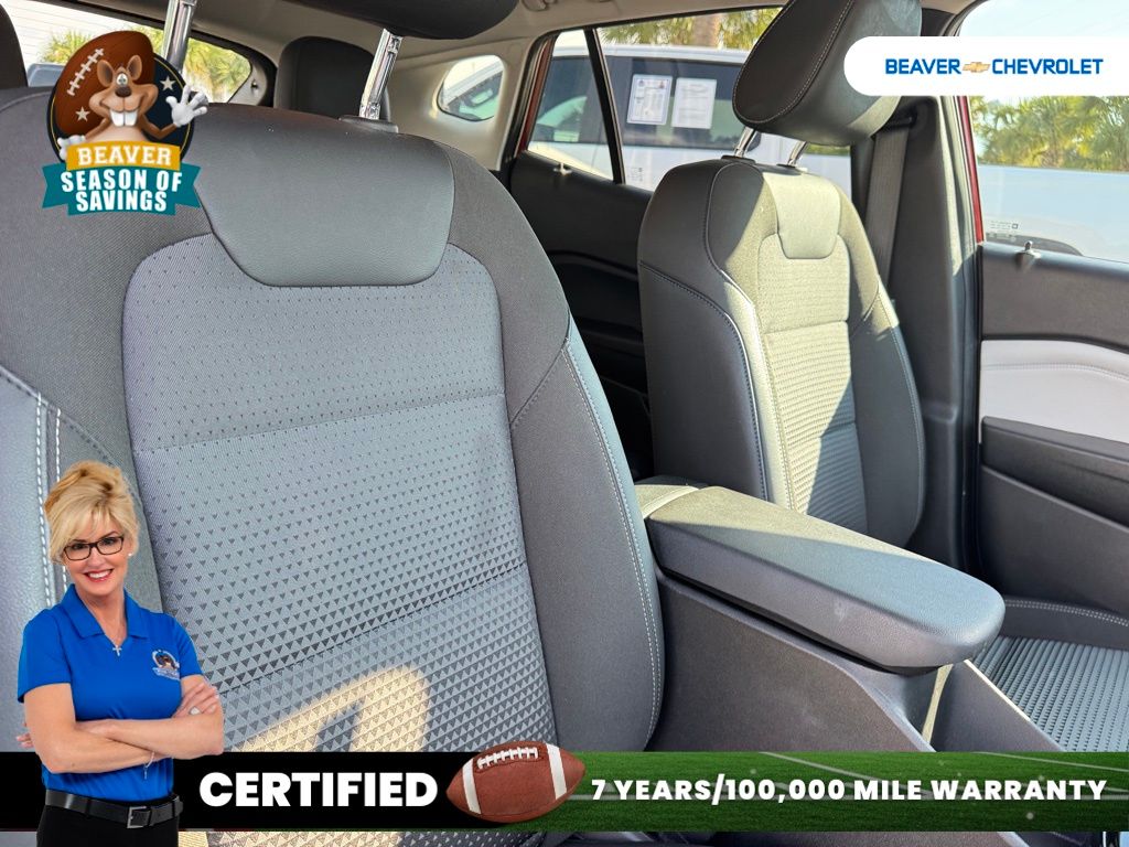 Used 2025 Chevrolet Trax SUV