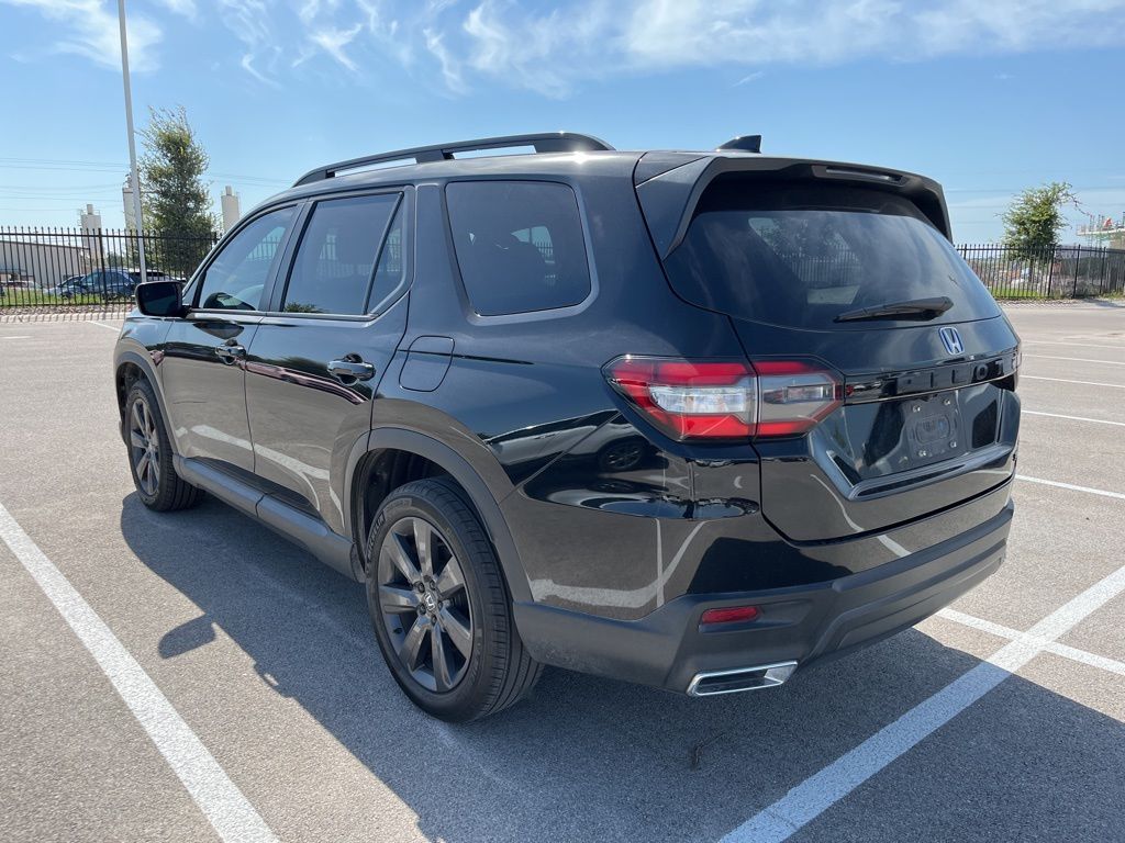 Thumbnail: 2024 Honda Pilot - 4
