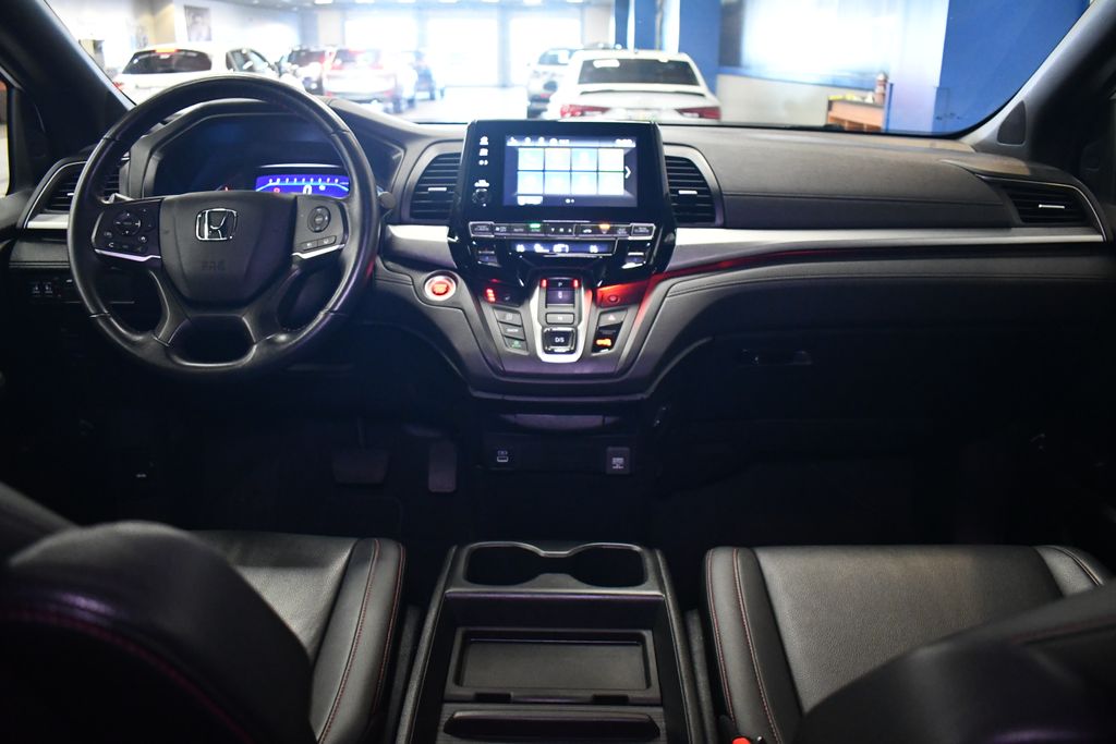 Thumbnail: 2023 Honda Odyssey - 18