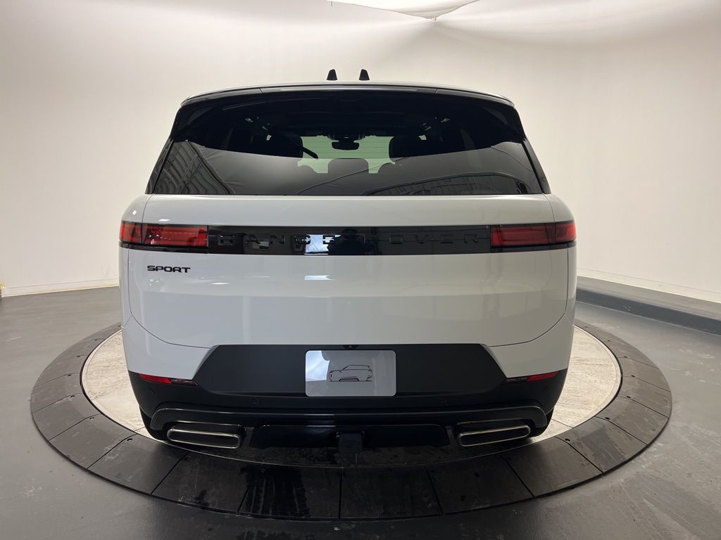 Thumbnail: 2026 Land Rover Range Rover Sport - 4