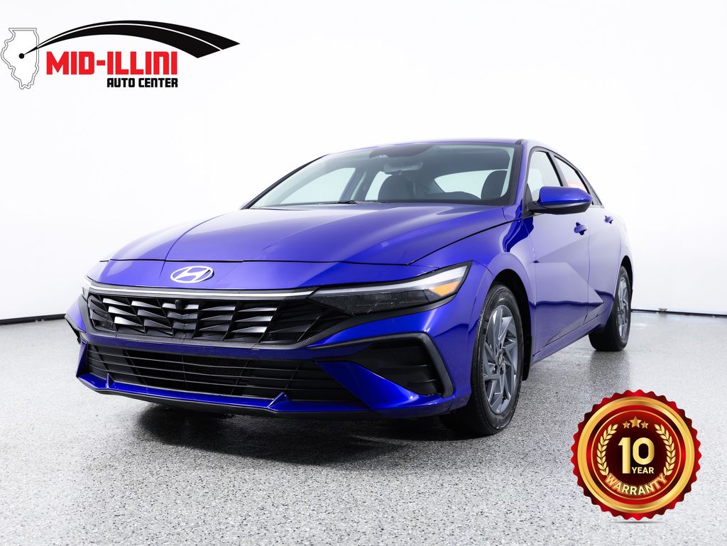  2024 Hyundai Elantra SEL FWD   