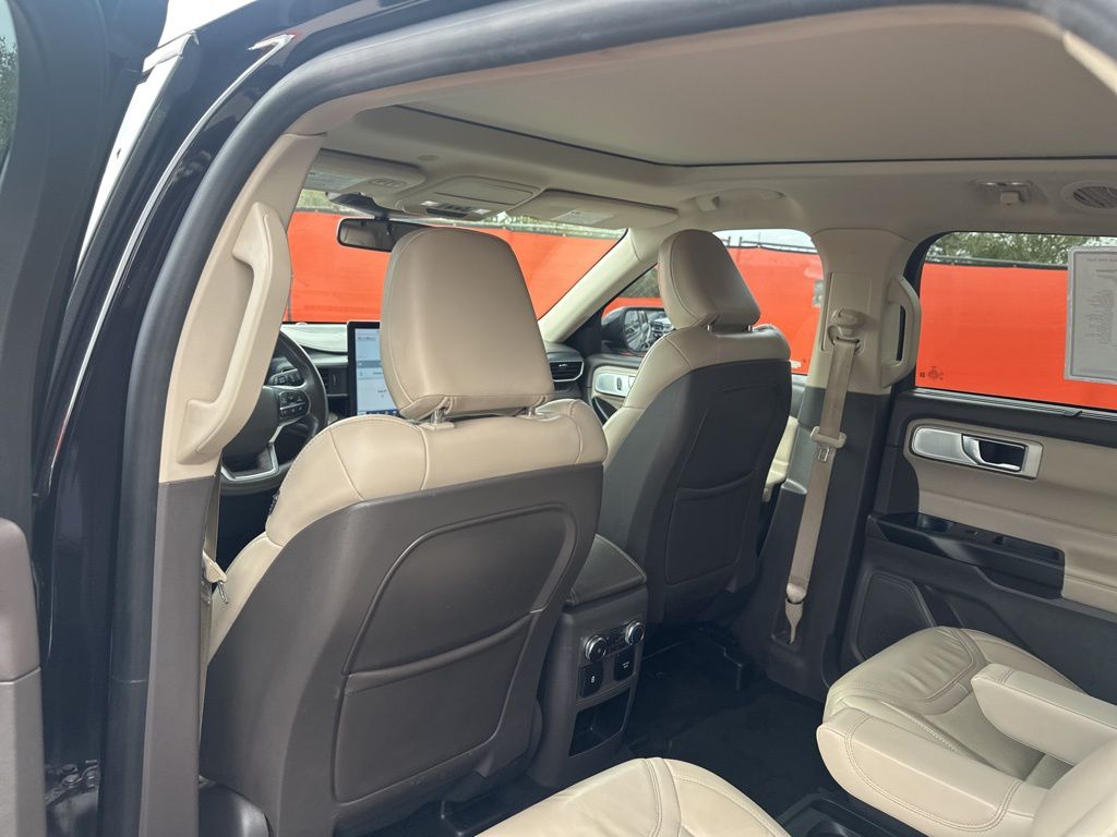 Used Car 2020 Ford Explorer  Platinum For Sale Under $25,000 In Austin, Texas