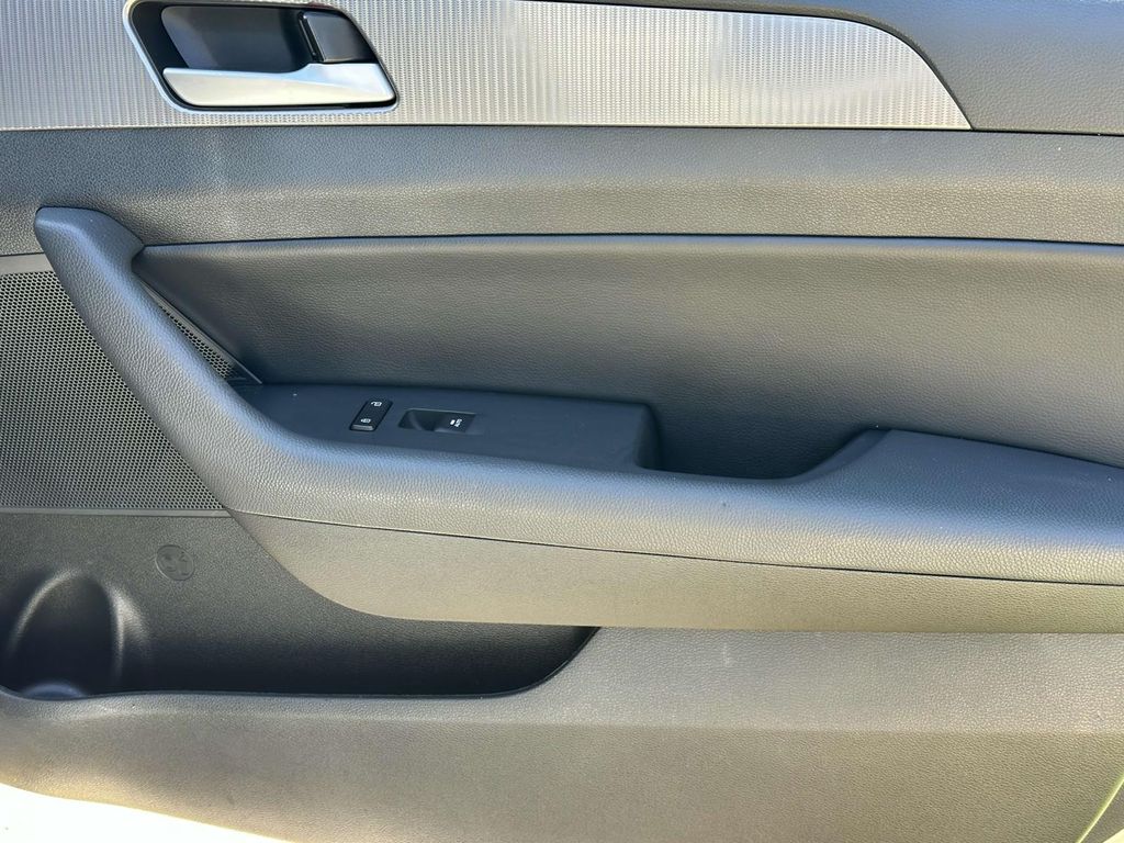 2019 Hyundai Sonata Sport 21
