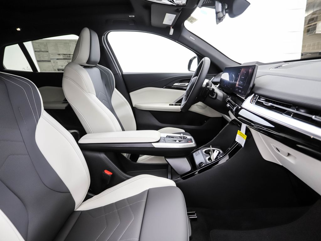 Thumbnail: 2026 BMW X2 - 30