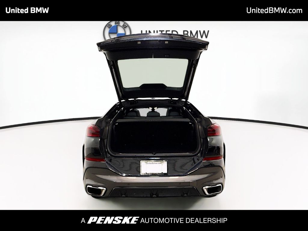 Thumbnail: 2023 BMW X6 - 14