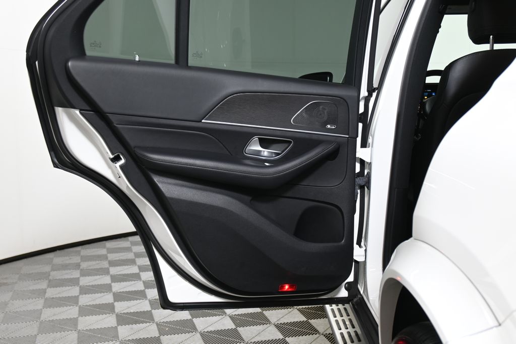 Thumbnail: 2023 Mercedes-Benz GLE - 32