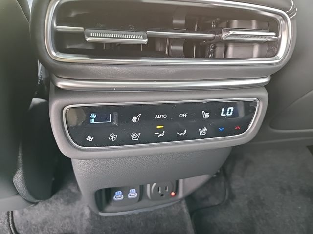 2025 Genesis GV80 3.5T 31