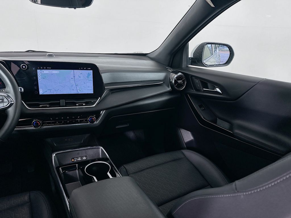 Thumbnail: 2025 Chevrolet Equinox - 24