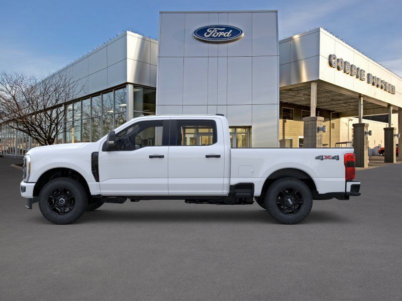 New 2026 Oxford White Ford XL image 3