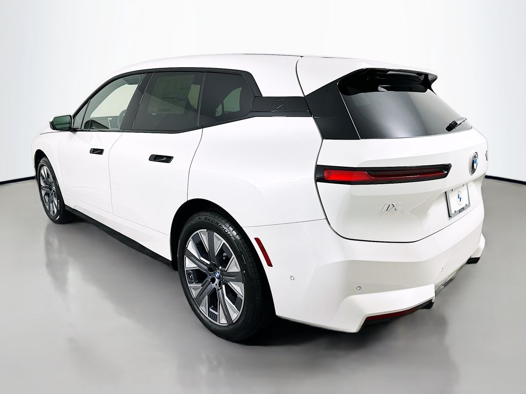 Thumbnail: 2026 BMW iX - 7