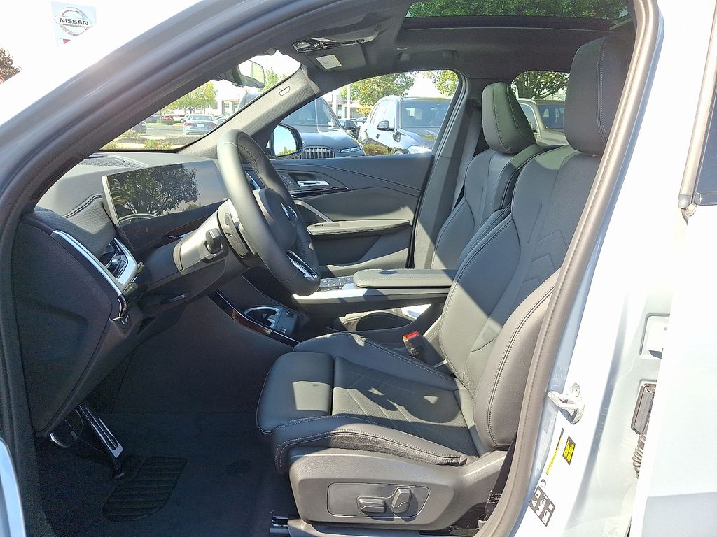 Thumbnail: 2026 BMW X2 - 6