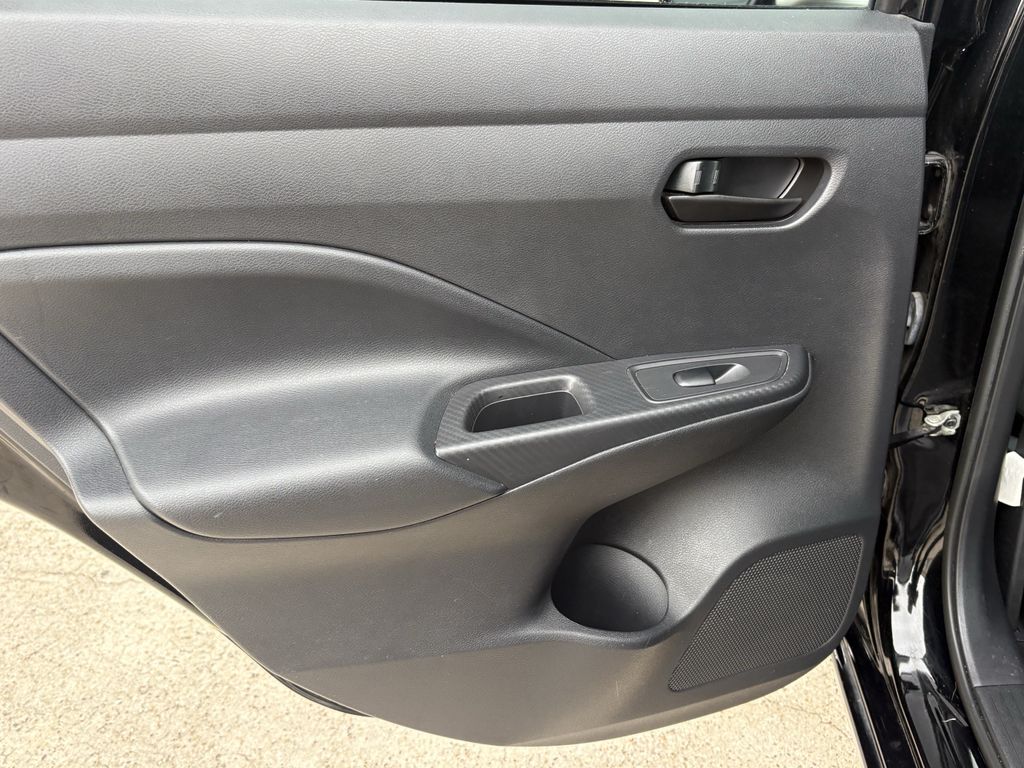 2020 Nissan Versa 1.6 S Black at DeMontrond Ford