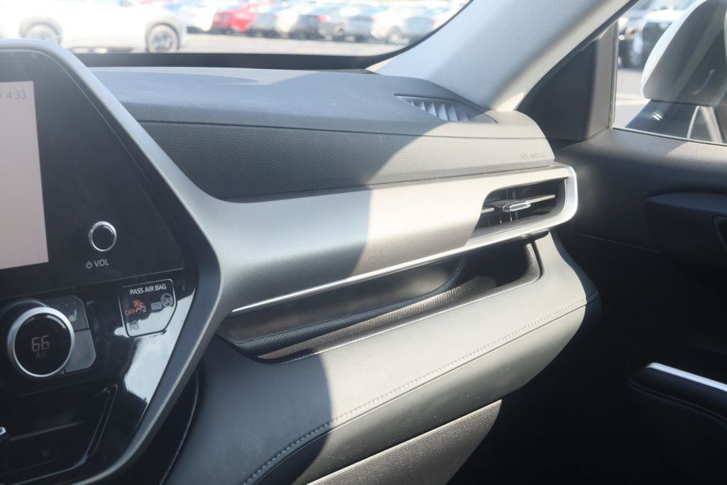 Used 2025 Toyota Highlander SUV