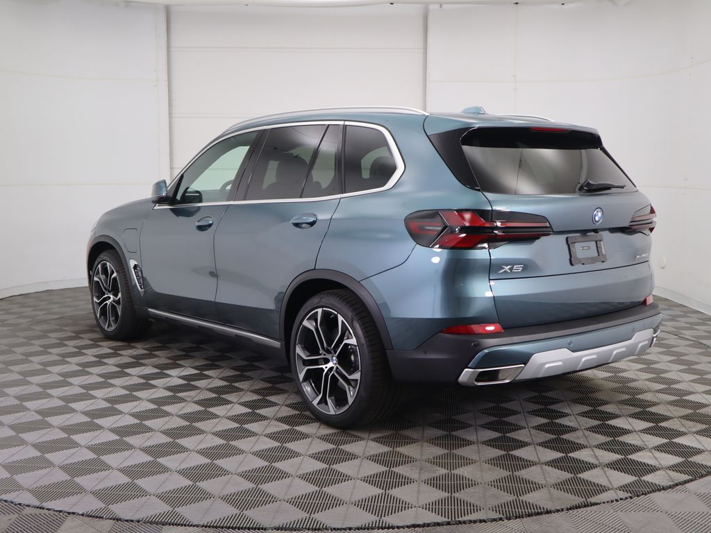Thumbnail: 2026 BMW X5 - 7