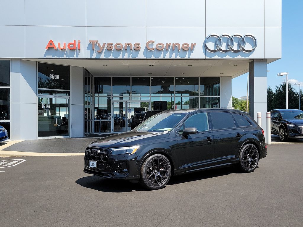 2025 Audi SQ7  -
                Vienna, VA