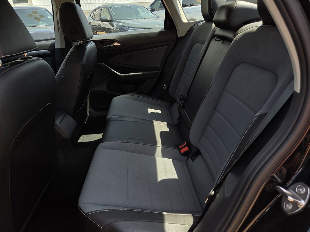 Used 2025 Volkswagen Jetta Sedan