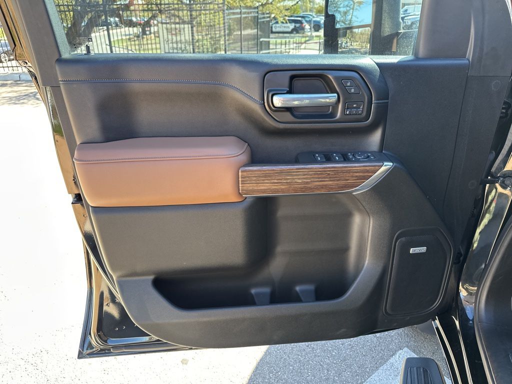 Used Car 2021 Chevrolet Silverado 3500hd  High Country For Sale Under $70,000 In Austin, Texas