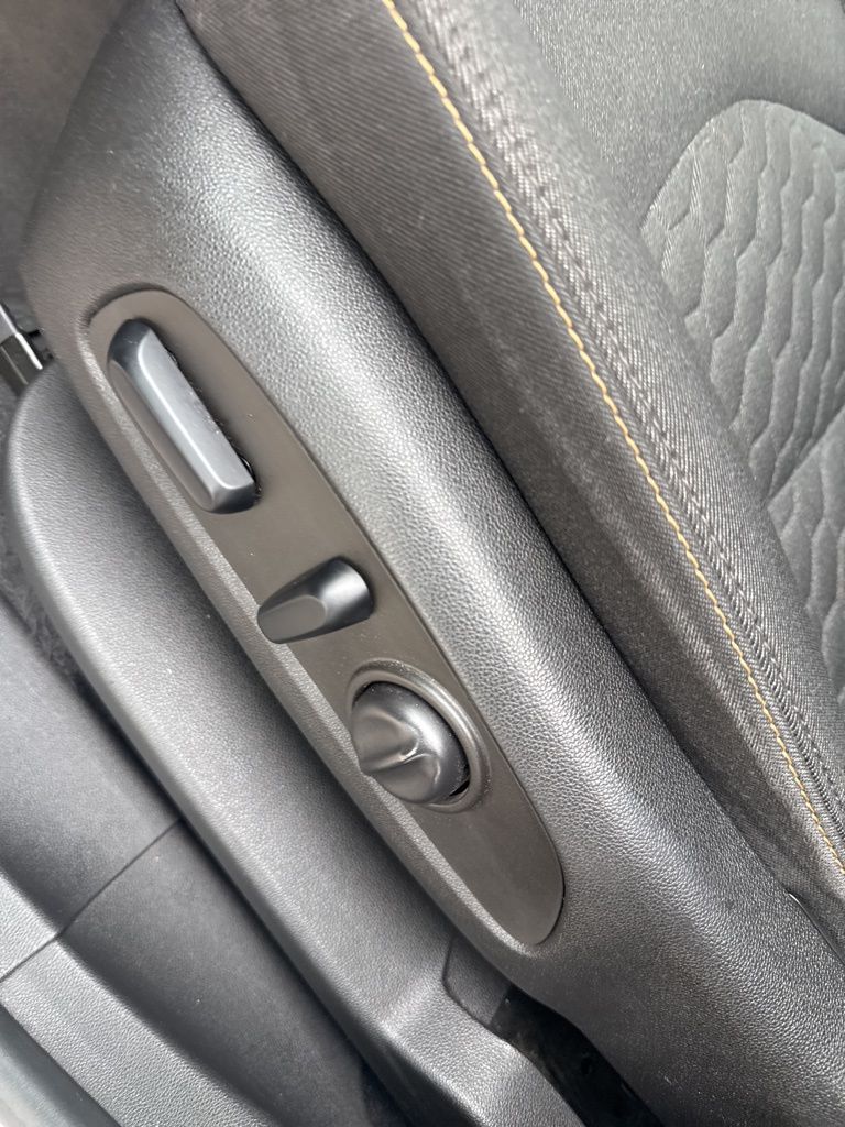 used 2021 Chevrolet Equinox car, priced at $16,291