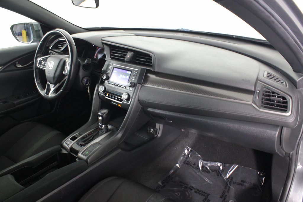 2019 Honda Civic Sport 9