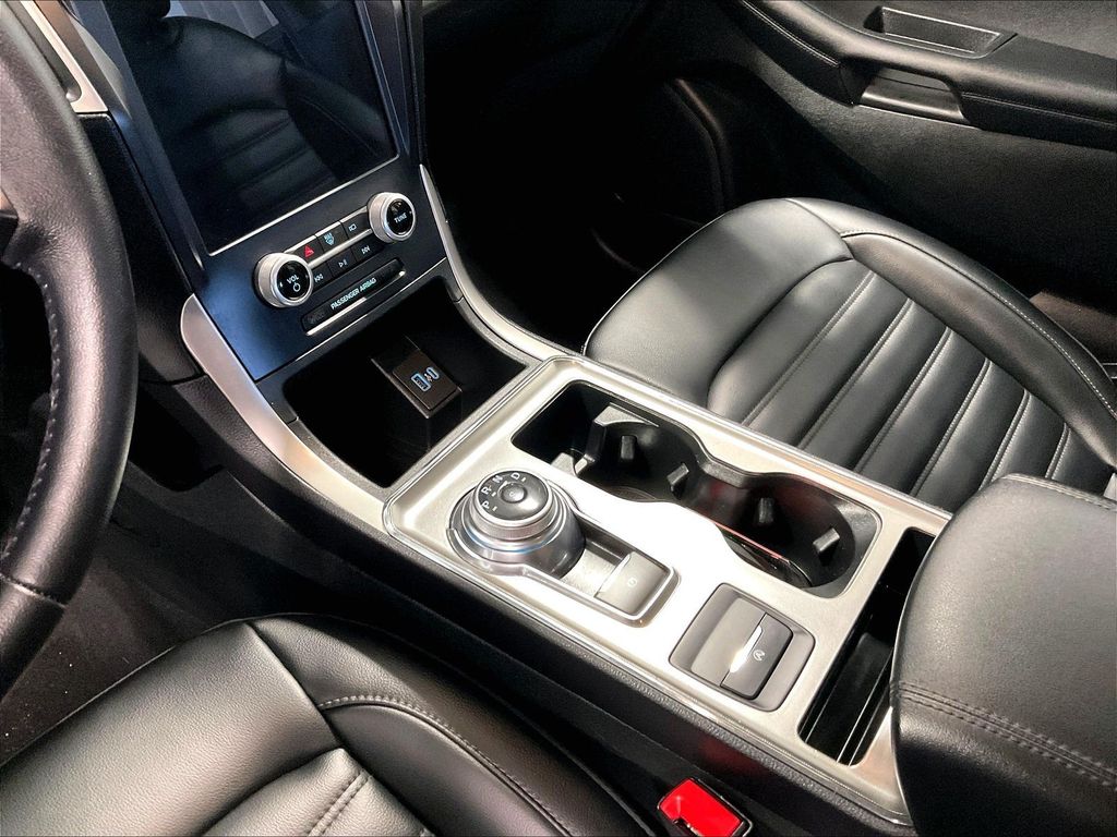 2022 Ford Edge — photo 20