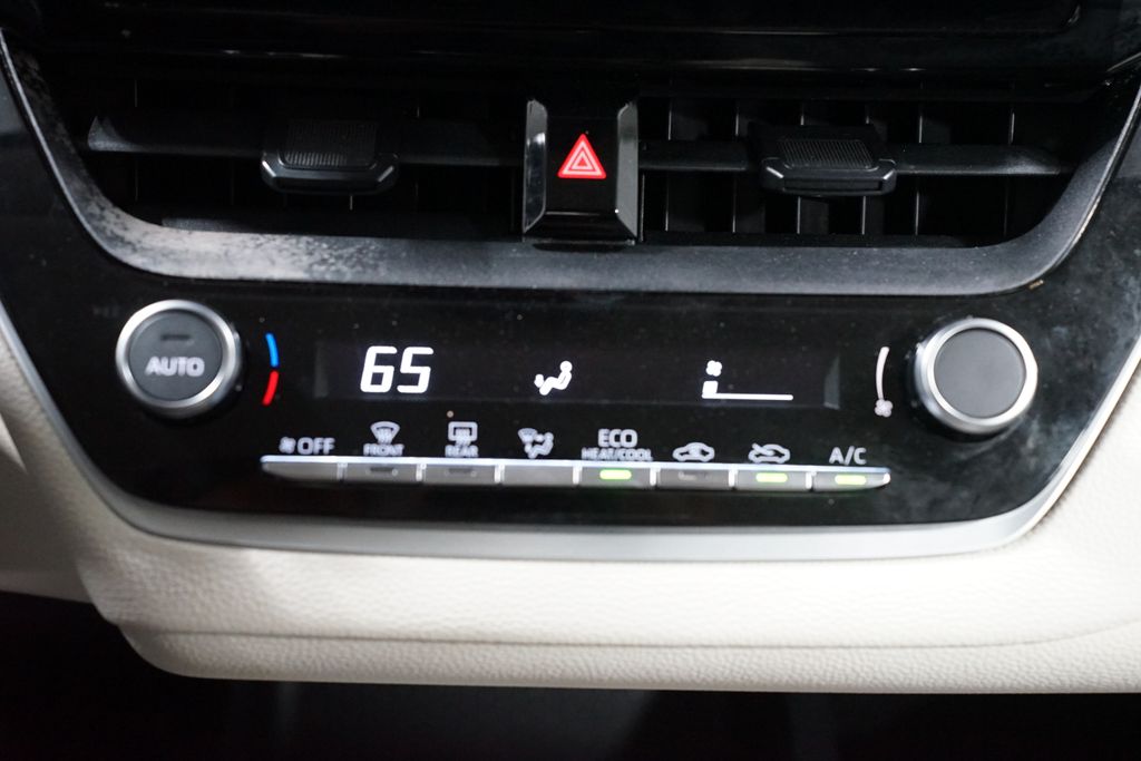 Thumbnail: 2023 Toyota Corolla - 20