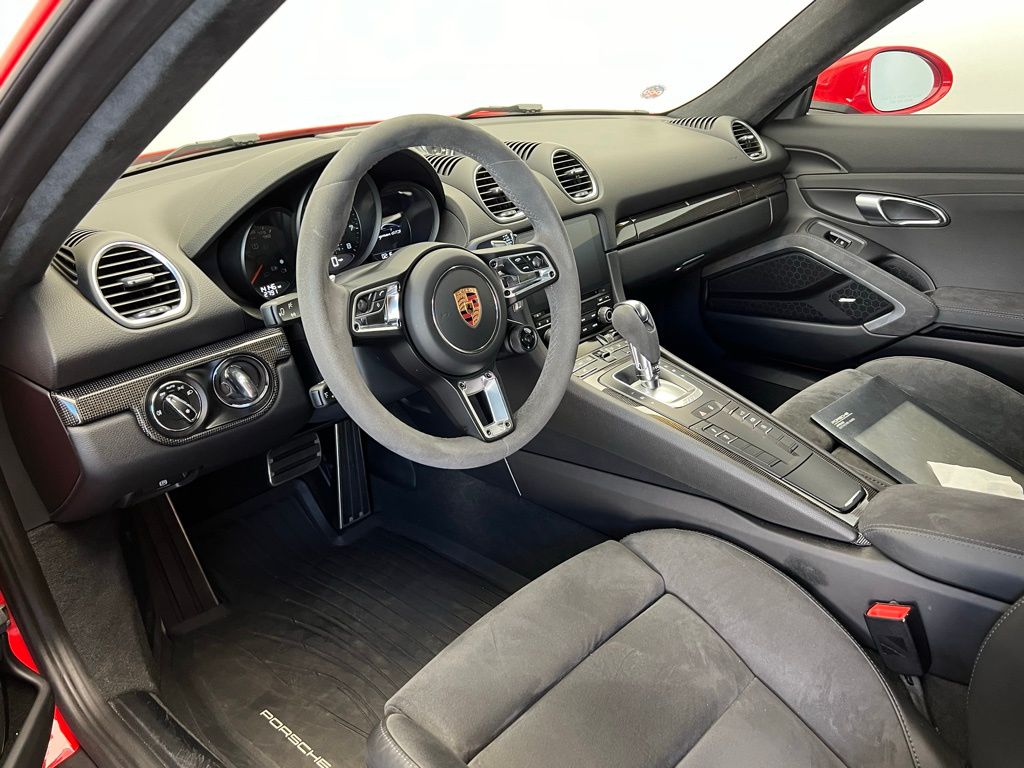 Thumbnail: 2018 Porsche 718 Cayman - 4