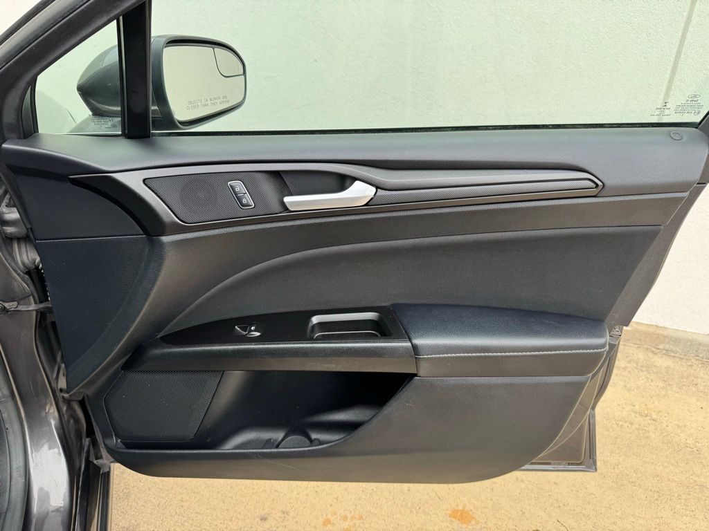 Used Car 2018 Ford Fusion  Se For Sale Under $10,000 In Georgetown, Texas