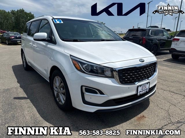 Snow White Pearl 2019 Kia Sedona Minivan Front-Wheel Drive 8-Speed Automatic
