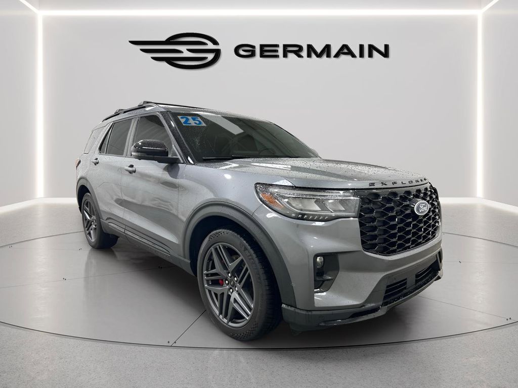 2025 Ford Explorer ST AWD