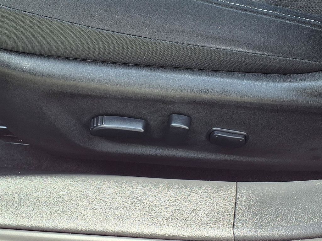 Used 2024 Nissan Altima Sedan