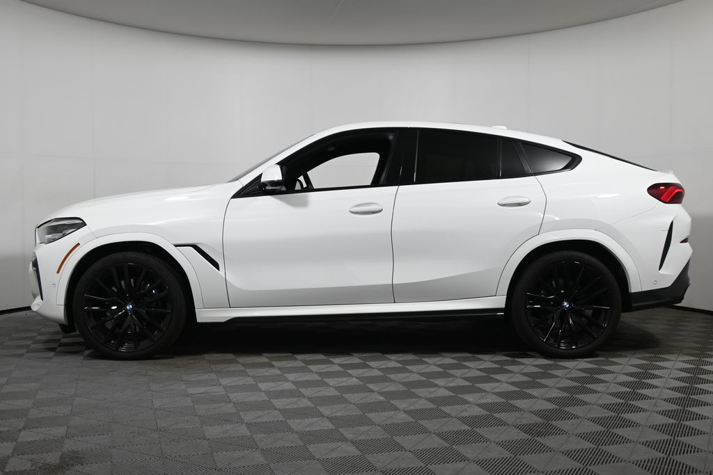 Thumbnail: 2023 BMW X6 - 2